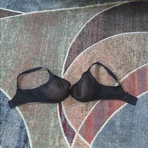 Victoria’s Secret Angelight Perfect Coverage Bra